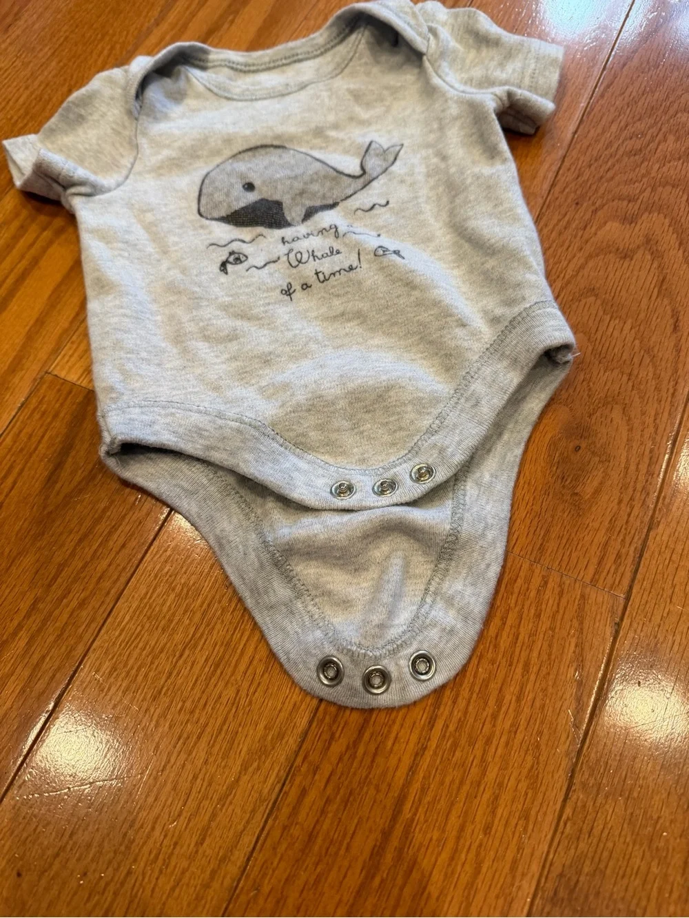 Joe Fresh Grey Whale Graphic Baby Bodysuit 0-3 Months